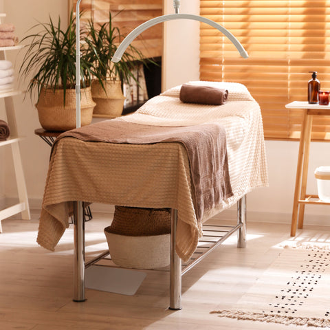 BRÜUN Beauty 30W Moon Lash Light | A 24 Inches Adjustable LED Floor Lamp for Estheticians, Lash Technicians, and Nail Artists - Ideal Eyelash Extensions with Phone Holder and Remote Control